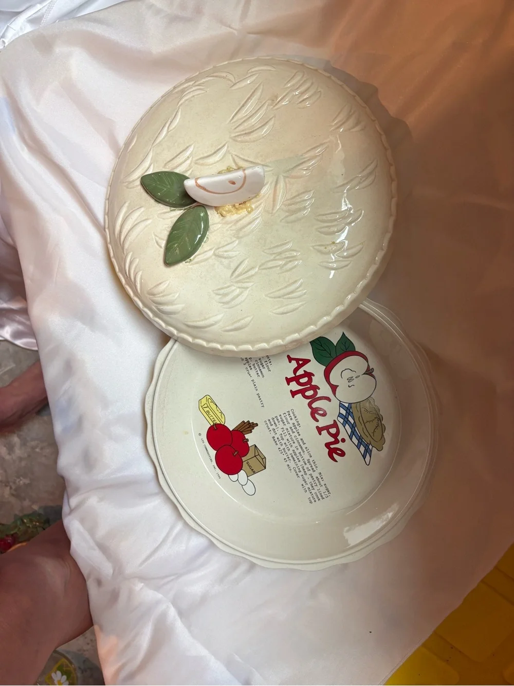 Vintage Ceramic Apple Pie Recipe Server Dish With Lid